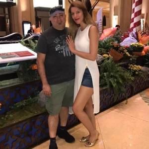 Meet your Posher, Azadeh